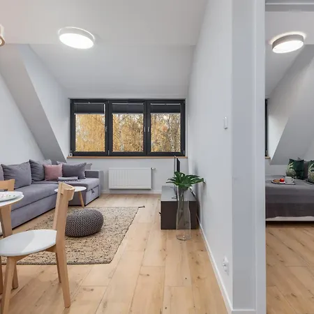 Charming 1-bedroom By Renters * Kołobrzeg